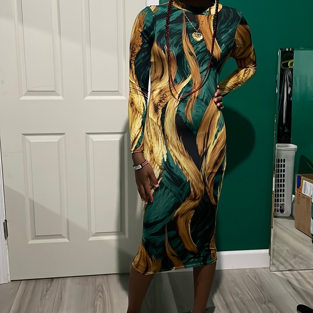 Midi Body-con Dress